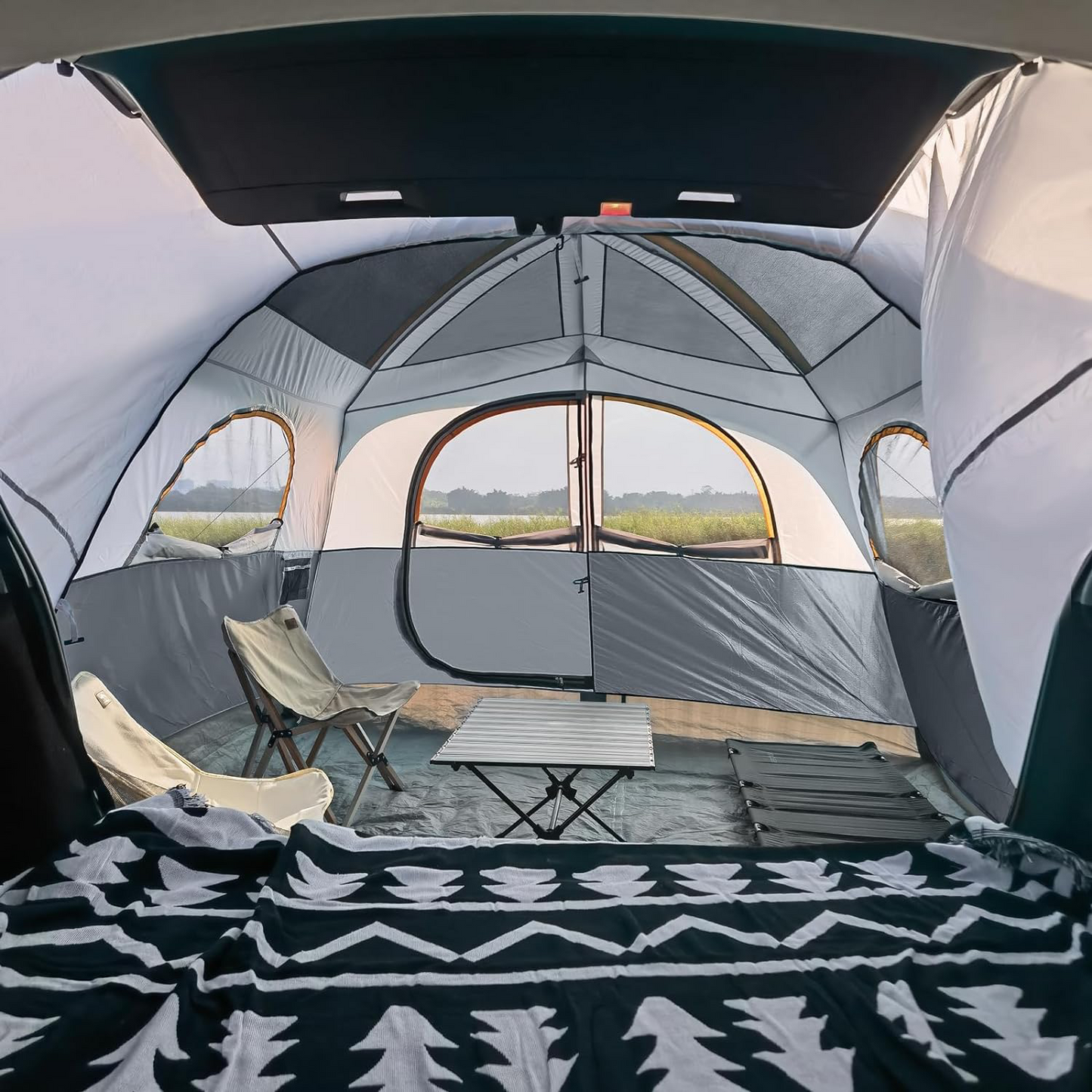 SUV Vehicle Tail Tent with Rainproof Cover