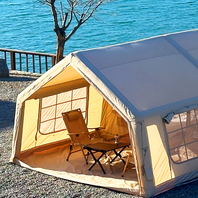 One-bedroom, one-living room family deluxe inflatable tent